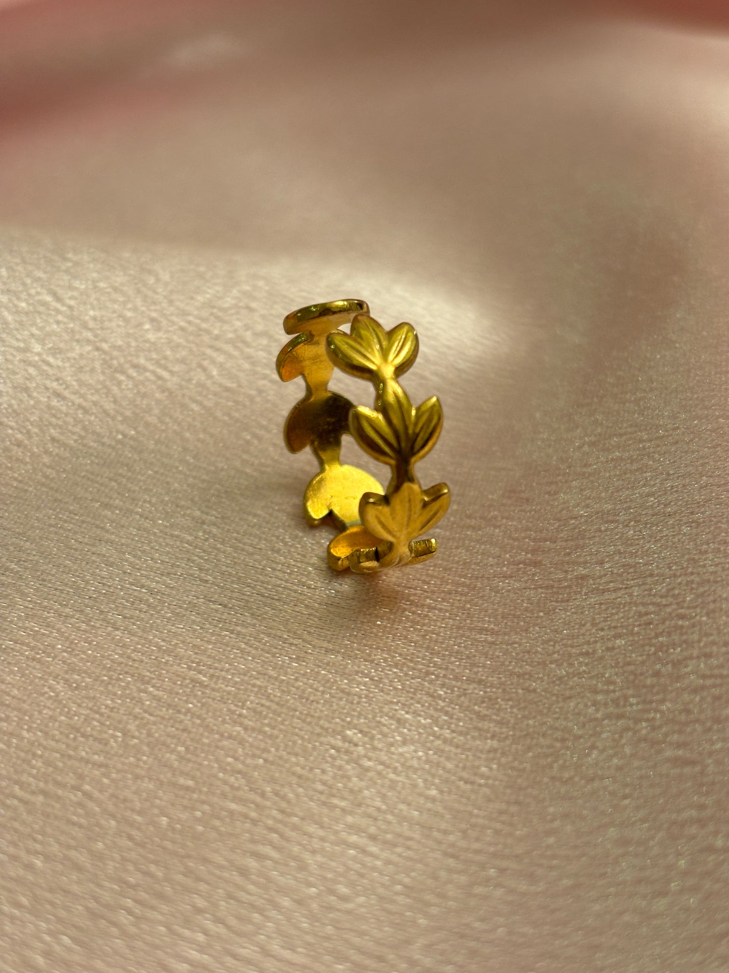 Leaf Adjustable